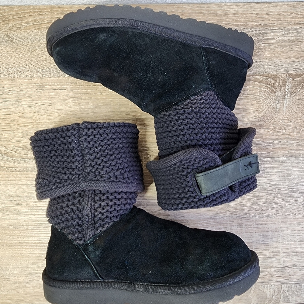 UGG AUSTRALIA Shaina Sweater Cuff Black Knit and Button Boots 7 - Picture 8 of 16